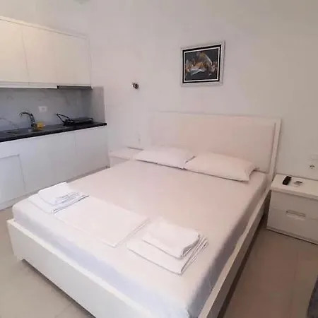 Cataleya -1 Min From The Ksamil